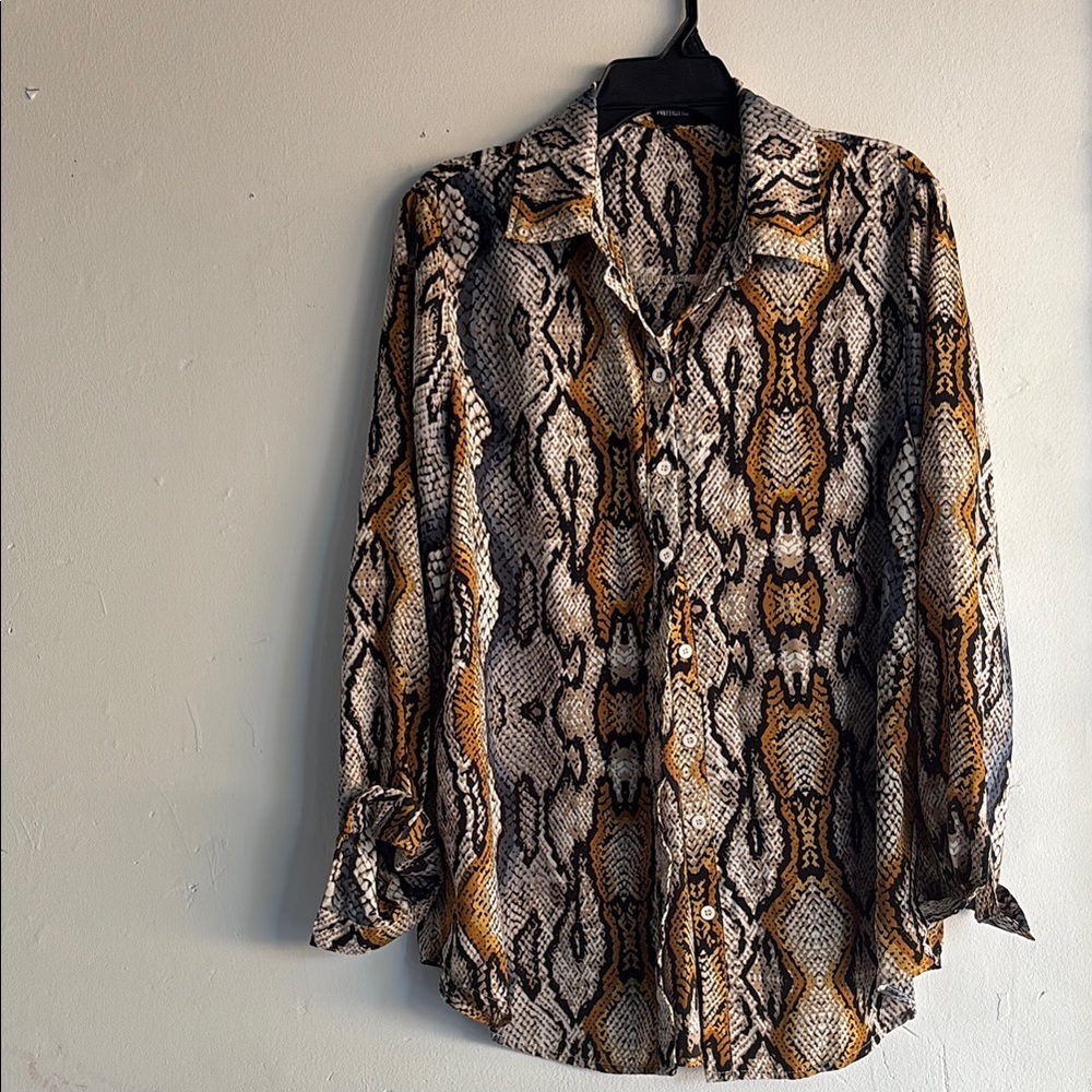 PrettyLittleThing Multicolor Snake Print Shirt